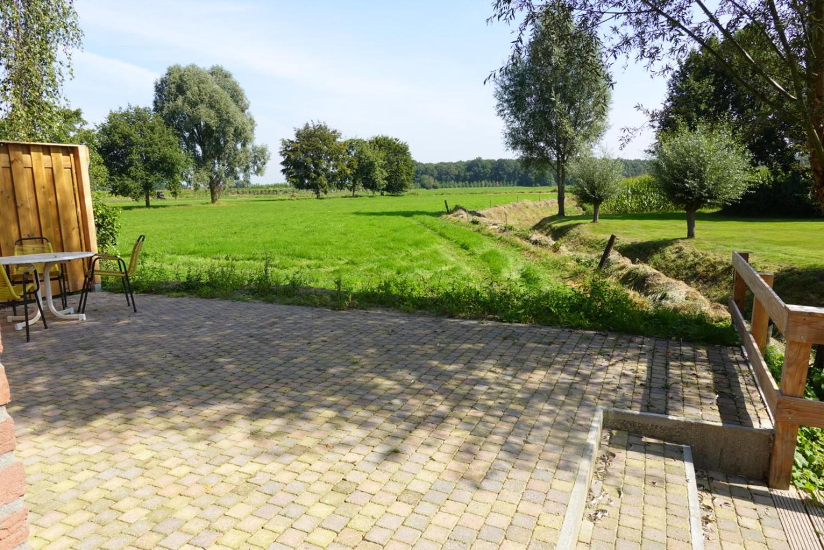 De Knotwilg Villa Loon op Zand Bagian luar foto